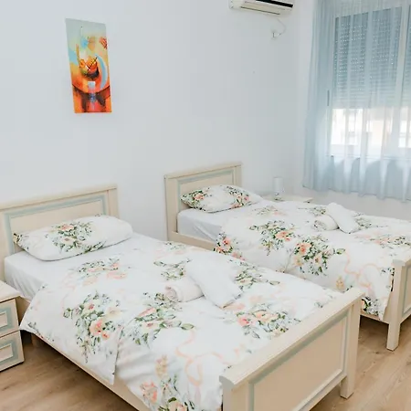 公寓 Modern Oasis Near Park & Stadium 地拉那