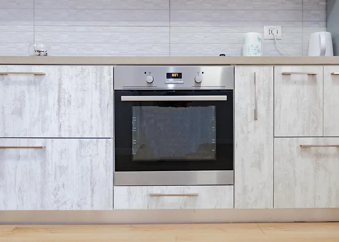 Modern Oasis Near Park & Stadium アパート