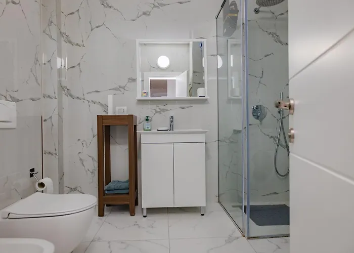 Modern Oasis Near Park & Stadium