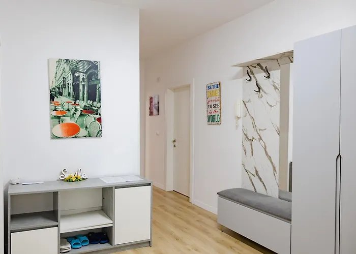 Modern Oasis Near Park & Stadium