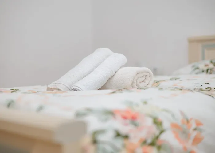 Modern Oasis Near Park & Stadium *