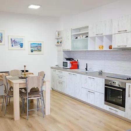 Daire Modern Oasis Near Park & Stadium Tiran