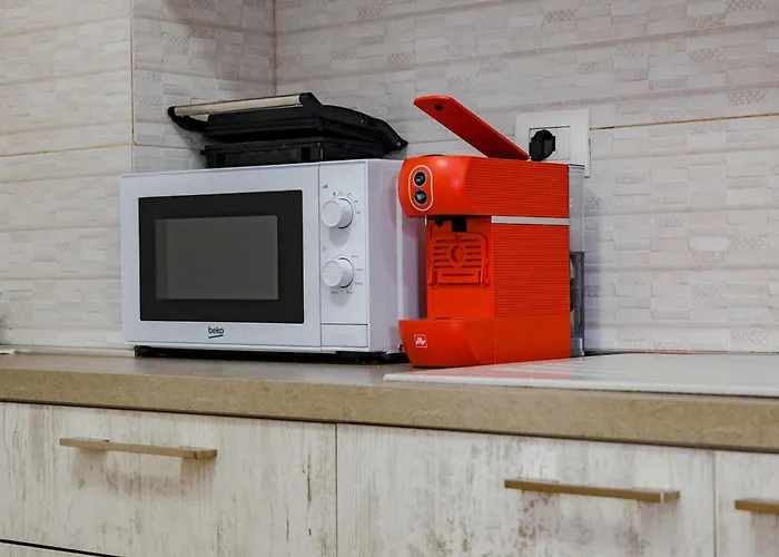 Modern Oasis Near Park & Stadium