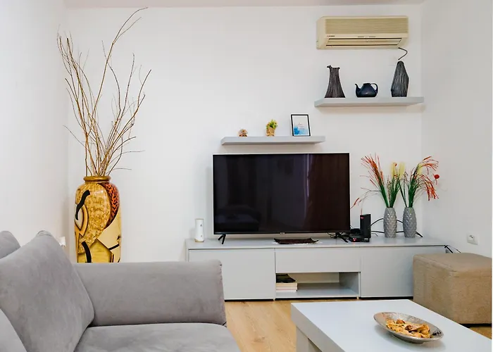 Apartman Modern Oasis Near Park & Stadium *