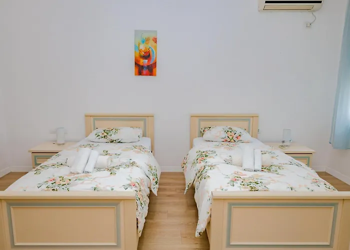 Modern Oasis Near Park & Stadium * Tirana