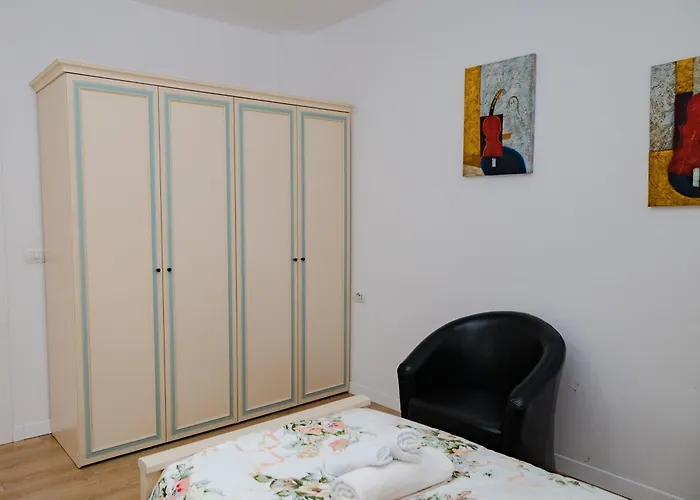 Apartamento Modern Oasis Near Park & Stadium