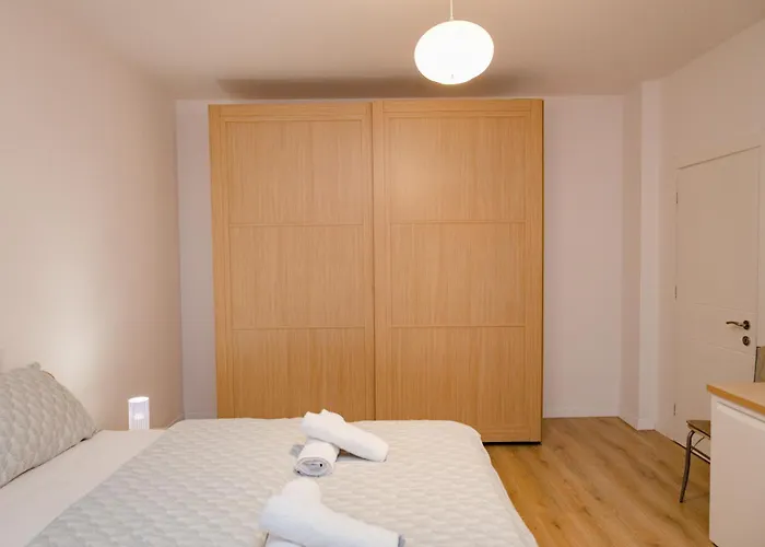 Modern Oasis Near Park & Stadium